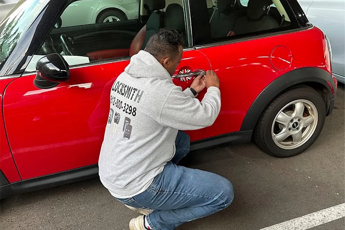 Car lockout service in Minneapolis